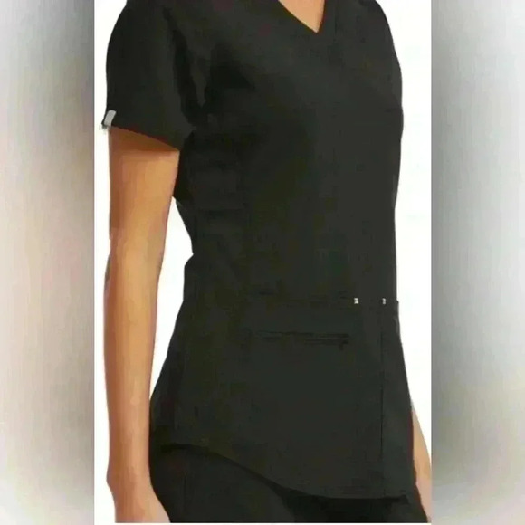 Scrubstar Ultimate Crisscross V-Neck Top & Yoga Cargo Joggers Size XS Black NWT - Picture 10 of 16